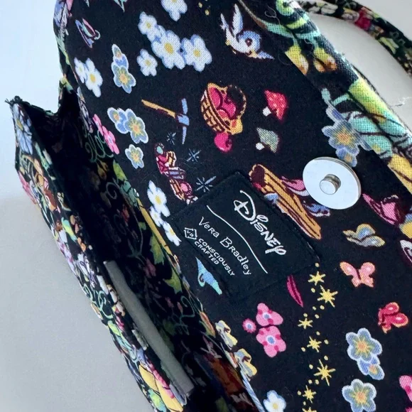 Vera Bradley Disney Classics Swirl, Crossbody purse + Minnie Baublebar necklace - Picture 10 of 16